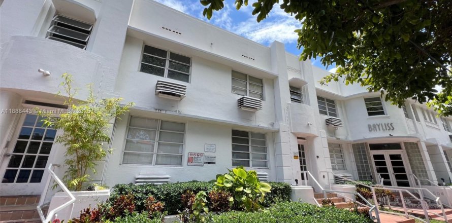 Estudio en Miami Beach, Florida № 1942310