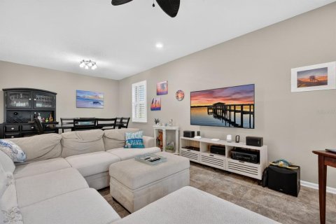 House in Daytona Beach, Florida 4 bedrooms, 184.23 sq.m. № 2094995 - photo 7