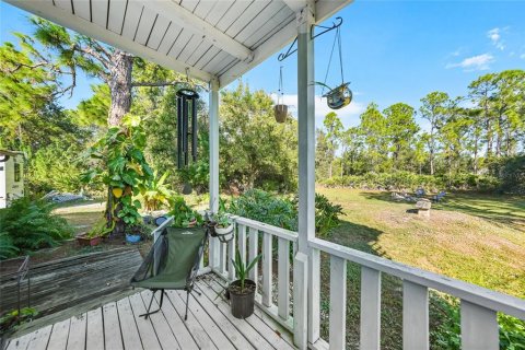 House in Punta Gorda, Florida 2 bedrooms, 92.9 sq.m. № 2103264 - photo 28