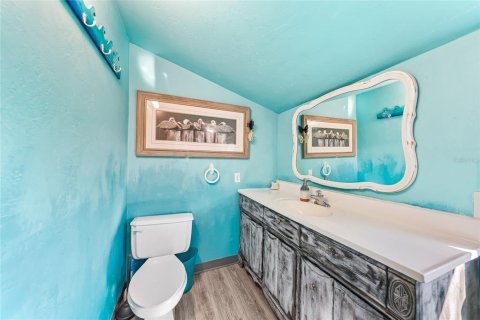 House in Punta Gorda, Florida 2 bedrooms, 92.9 sq.m. № 2103264 - photo 20