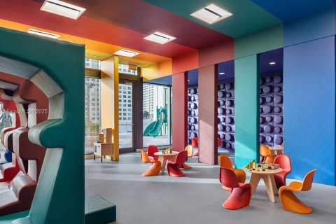 Condominio en venta en Miami, Florida, 2 dormitorios, 115.01 m2 № 1958949 - foto 20