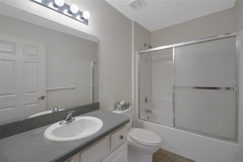House in Leesburg, Florida 3 bedrooms, 173.63 sq.m. № 1808444 - photo 11