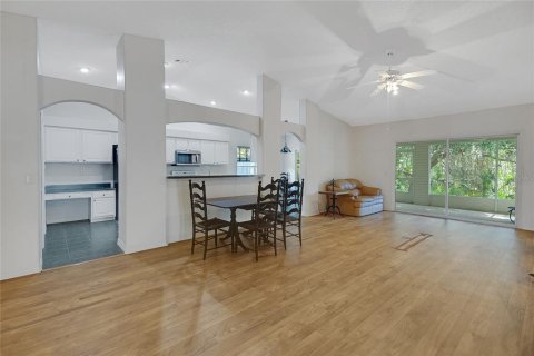 House in Leesburg, Florida 3 bedrooms, 173.63 sq.m. № 1808444 - photo 16
