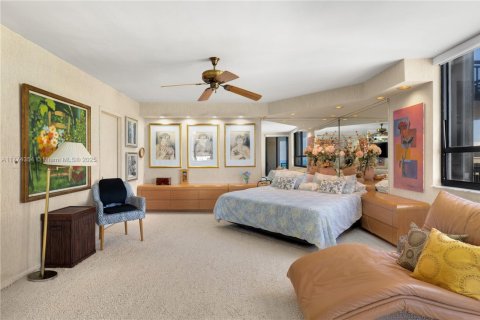 Condominio en venta en Bal Harbour, Florida, 3 dormitorios, 218.6 m2 № 1979659 - foto 6