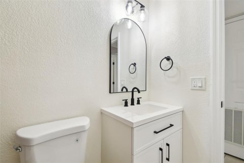 Casa en venta en Tampa, Florida, 4 dormitorios, 180.04 m2 № 1845233 - foto 29