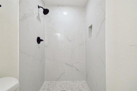 Casa en venta en Tampa, Florida, 4 dormitorios, 180.04 m2 № 1845233 - foto 22