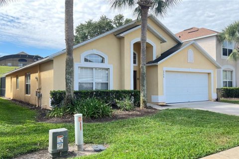 Casa en venta en Kissimmee, Florida, 5 dormitorios, 182.09 m2 № 2100632 - foto 2
