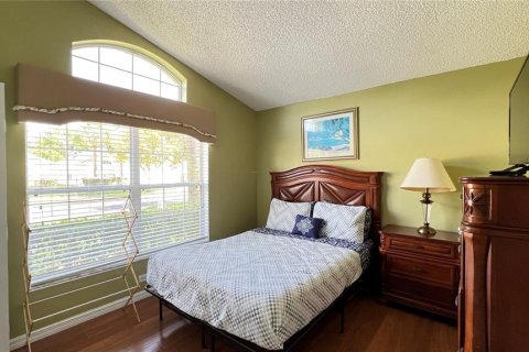 Casa en venta en Kissimmee, Florida, 5 dormitorios, 182.09 m2 № 2100632 - foto 10