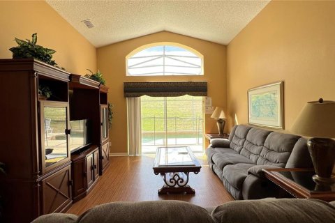 Casa en venta en Kissimmee, Florida, 5 dormitorios, 182.09 m2 № 2100632 - foto 22