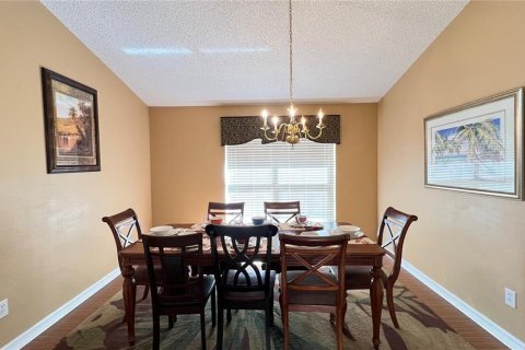 Casa en venta en Kissimmee, Florida, 5 dormitorios, 182.09 m2 № 2100632 - foto 14
