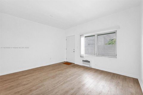 Condominio en alquiler en Miami Beach, Florida № 1976228 - foto 8