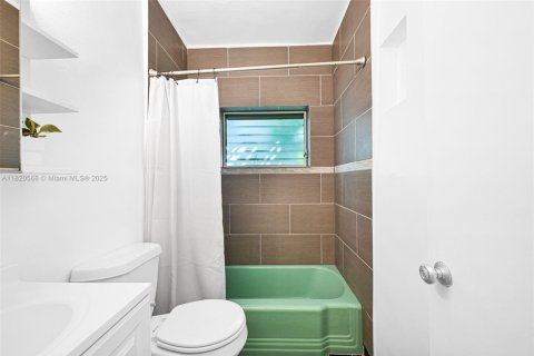 Condominio en alquiler en Miami Beach, Florida № 1976228 - foto 17