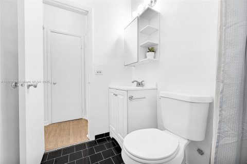 Condominio en alquiler en Miami Beach, Florida № 1976228 - foto 15