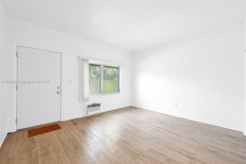 Condominio en alquiler en Miami Beach, Florida № 1976228 - foto 5