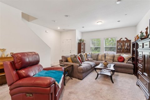 Adosado en venta en Orlando, Florida, 3 dormitorios, 145.86 m2 № 1773932 - foto 8