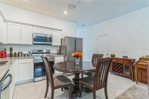 Adosado en venta en Orlando, Florida, 3 dormitorios, 145.86 m2 № 1773932 - foto 10