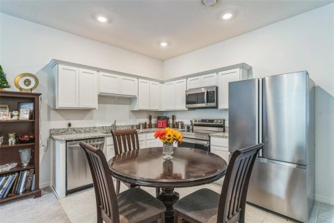 Adosado en venta en Orlando, Florida, 3 dormitorios, 145.86 m2 № 1773932 - foto 13