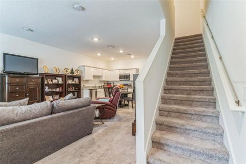 Adosado en venta en Orlando, Florida, 3 dormitorios, 145.86 m2 № 1773932 - foto 3