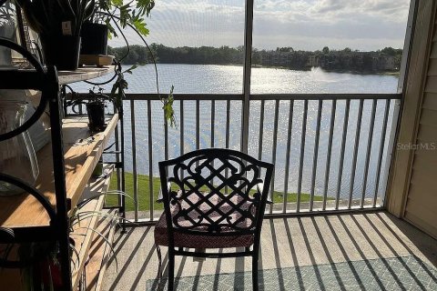 Condo in Oviedo, Florida, 2 bedrooms  № 1378097 - photo 2