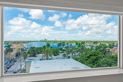 Copropriété à vendre à Hollywood, Floride: 2 chambres, 97.55 m2 № 2087425 - photo 24
