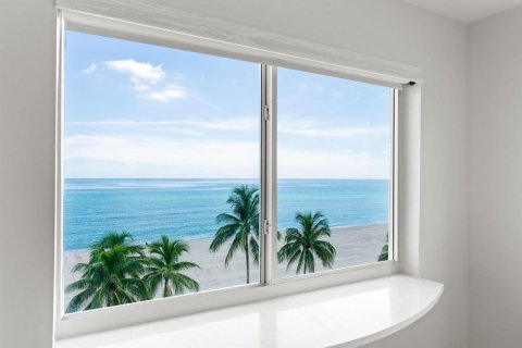 Copropriété à vendre à Hollywood, Floride: 2 chambres, 97.55 m2 № 2087425 - photo 28