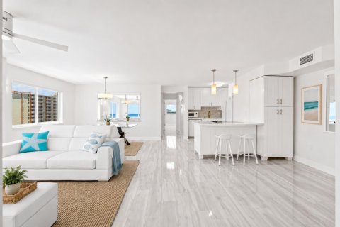 Copropriété à vendre à Hollywood, Floride: 2 chambres, 97.55 m2 № 2087425 - photo 11