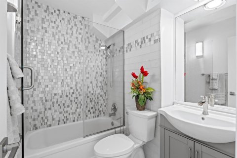 Copropriété à vendre à Hollywood, Floride: 2 chambres, 97.55 m2 № 2087425 - photo 21