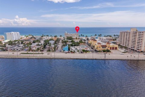 Copropriété à vendre à Hollywood, Floride: 2 chambres, 97.55 m2 № 2087425 - photo 3