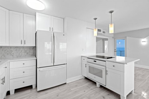 Copropriété à vendre à Hollywood, Floride: 2 chambres, 97.55 m2 № 2087425 - photo 10