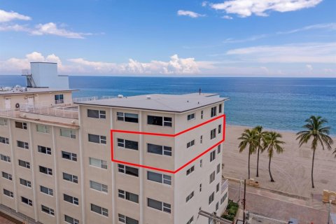 Copropriété à vendre à Hollywood, Floride: 2 chambres, 97.55 m2 № 2087425 - photo 23