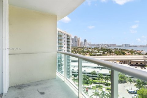 Condo in Sunny Isles Beach, Florida, 1 bedroom № 2172091 - photo 13