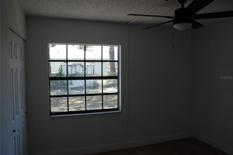 House in Sarasota, Florida 3 bedrooms, 101.73 sq.m. № 1334550 - photo 11