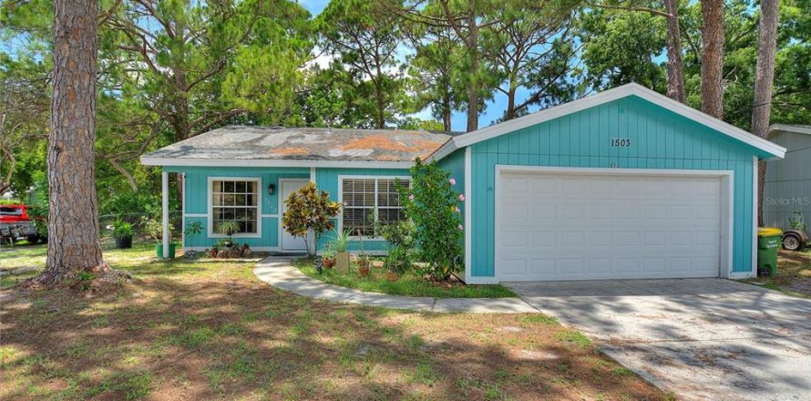 House in Sarasota, Florida 3 bedrooms, 101.73 sq.m. № 1334550