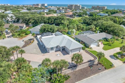House in Ponce Inlet, Florida 3 bedrooms, 166.48 sq.m. № 2306150