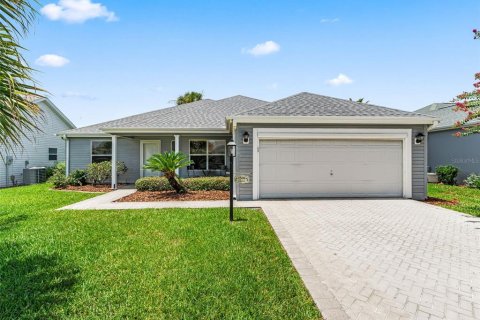 Casa en The Villages, Florida 3 dormitorios, 172.71 m2 № 2158007