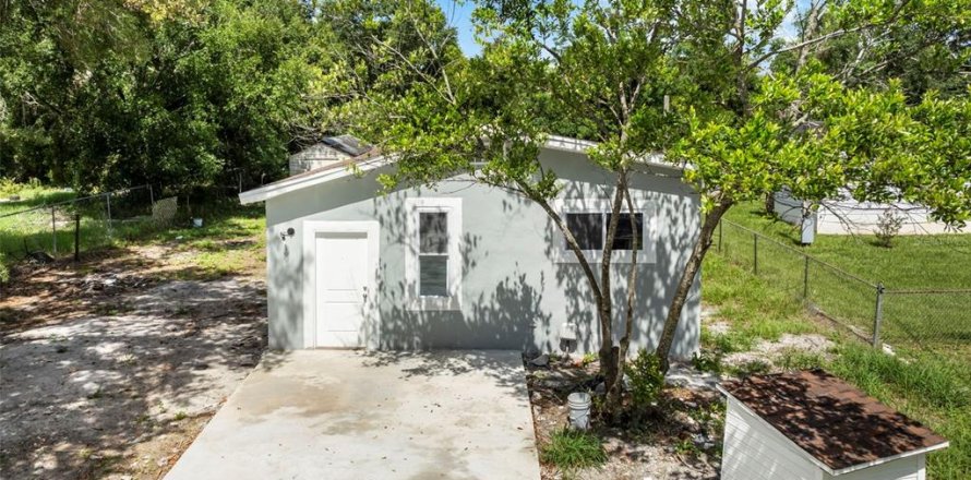 House in Lake Wales, Florida 3 bedrooms, 110.93 sq.m. № 1788156