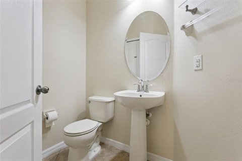 Townhouse in Winter Garden, Florida 3 bedrooms, 181.72 sq.m. № 2393646 - photo 16