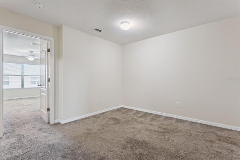 Townhouse in Winter Garden, Florida 3 bedrooms, 181.72 sq.m. № 2393646 - photo 21