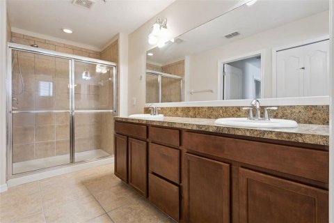 Townhouse in Winter Garden, Florida 3 bedrooms, 181.72 sq.m. № 2393646 - photo 26