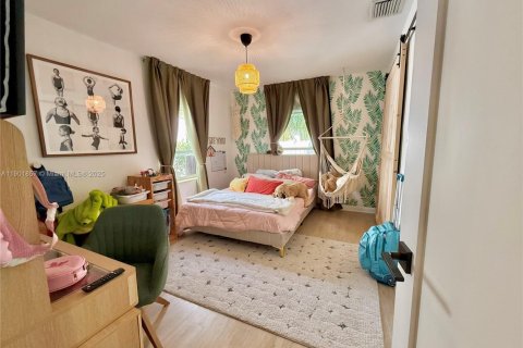 Villa ou maison à vendre à Miami, Floride: 3 chambres, 148.09 m2 № 1954202 - photo 20