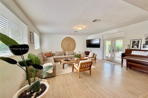 Villa ou maison à vendre à Miami, Floride: 3 chambres, 148.09 m2 № 1954202 - photo 10