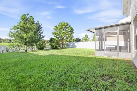 House in Zephyrhills, Florida 4 bedrooms, 225.94 sq.m. № 2349264 - photo 19