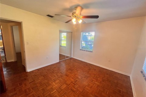 Casa en alquiler en Orlando, Florida, 2 dormitorios, 102.19 m2 № 1899490 - foto 10