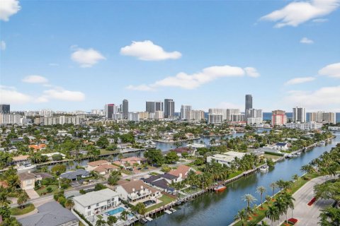 Condo in Aventura, Florida, 3 bedrooms  № 2009755 - photo 20
