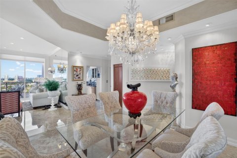 Condo in Aventura, Florida, 3 bedrooms  № 2009755 - photo 27