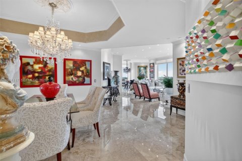 Condo in Aventura, Florida, 3 bedrooms  № 2009755 - photo 28