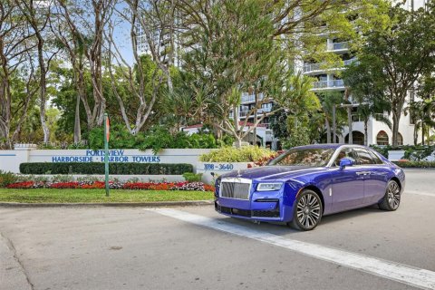 Condo in Aventura, Florida, 3 bedrooms  № 2009755 - photo 6