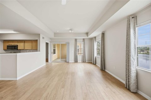 Condominio en alquiler en Sarasota, Florida, 2 dormitorios, 98.29 m2 № 2109460 - foto 9