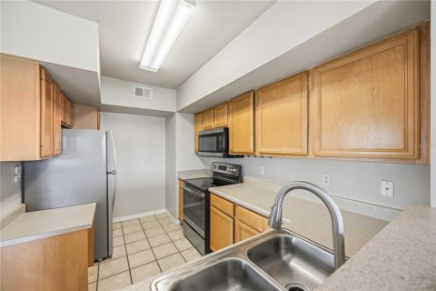Condominio en alquiler en Sarasota, Florida, 2 dormitorios, 98.29 m2 № 2109460 - foto 13