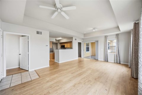 Condominio en alquiler en Sarasota, Florida, 2 dormitorios, 98.29 m2 № 2109460 - foto 7